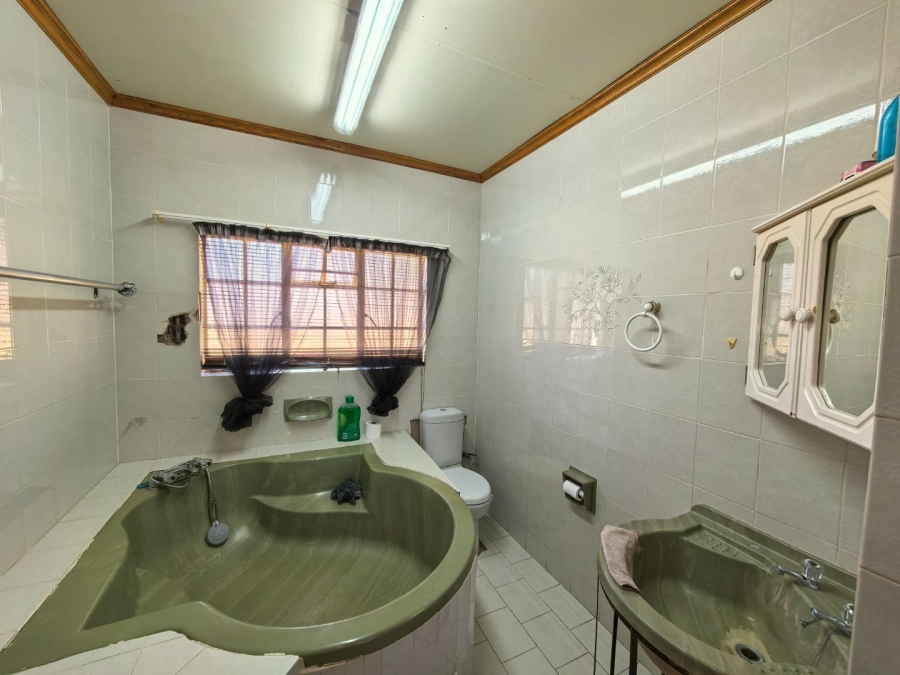 2 Bedroom Property for Sale in Oranjeville Free State